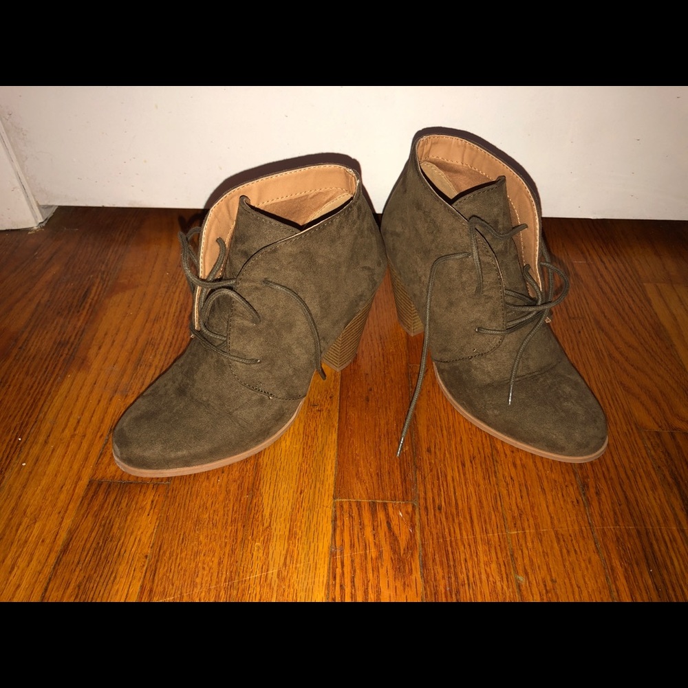 Women’s booties